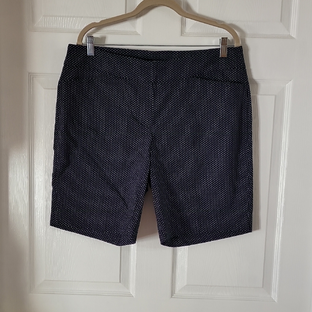 Women's Black Patterned Shorts